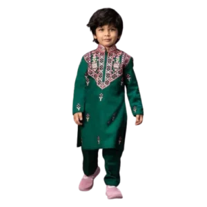 Royal vibes for your little prince 👑💚